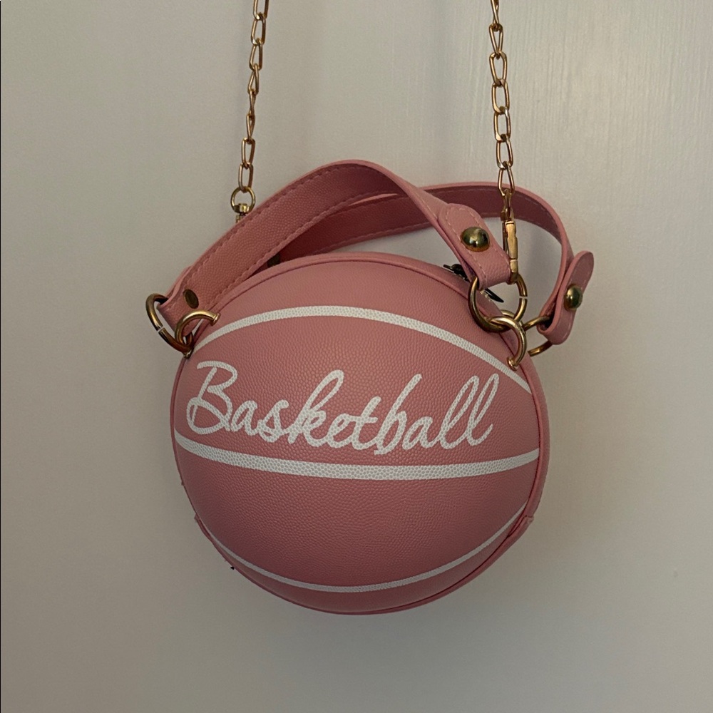 Basketball Purse in Pink- Brand new-never used! MAKE ME AN OFFER!